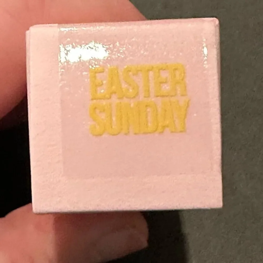 Jeffree Star Easter Sunday NEW IN BOX Velvet Trap lipstick full size